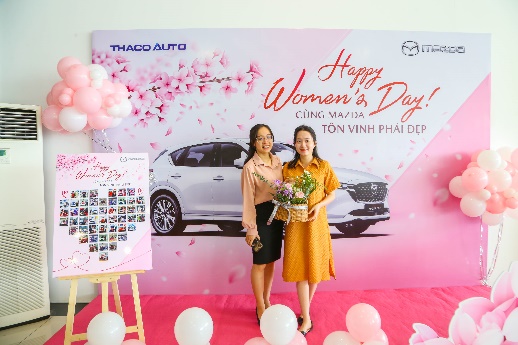 THACO AUTO Phú Mỹ Hưng tôn vinh và tri ân “một nửa thế giới”